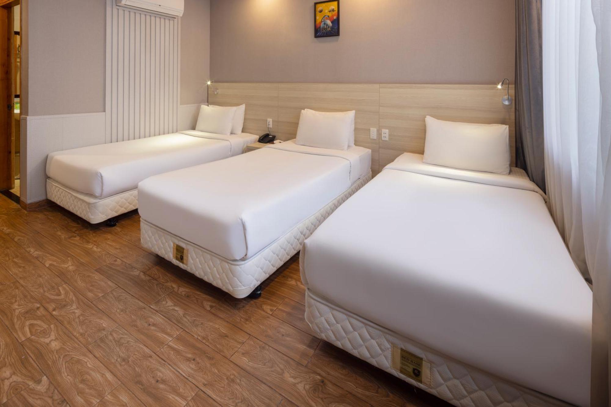Viet Lotus Saigon Hotel Ho Chi Minh City Exterior photo