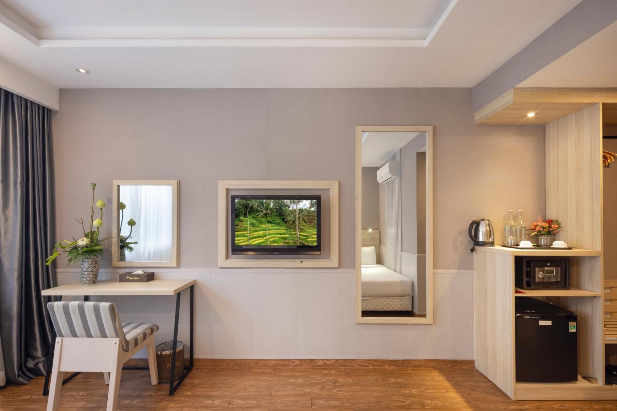 Viet Lotus Saigon Hotel Ho Chi Minh City Exterior photo