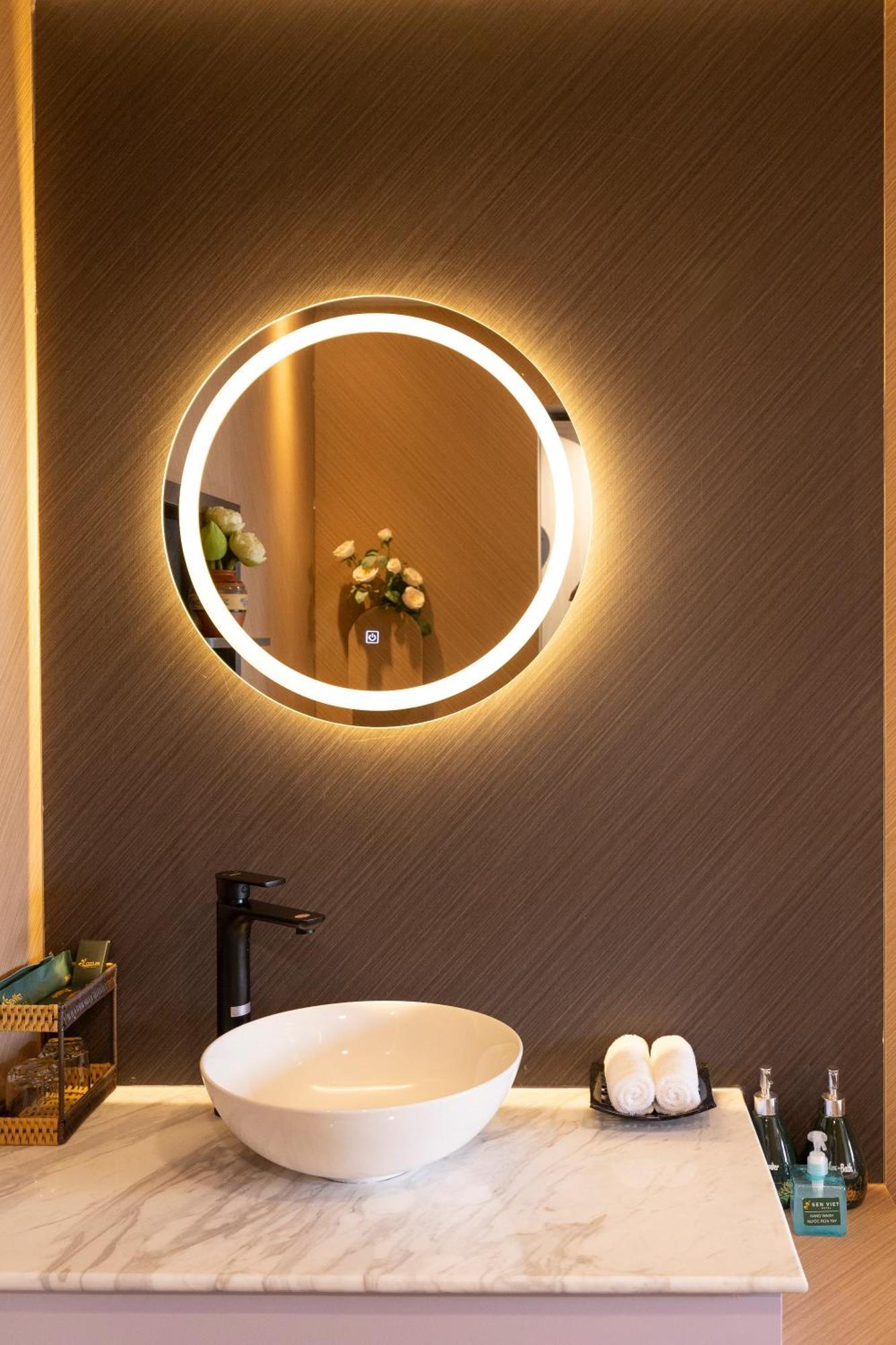 Viet Lotus Saigon Hotel Ho Chi Minh City Exterior photo