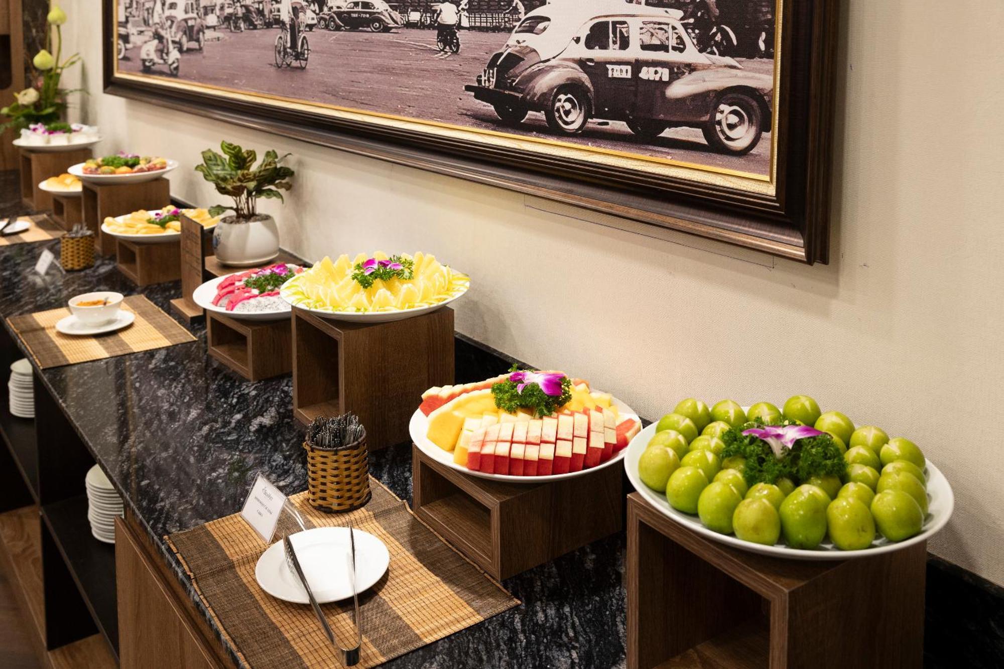 Viet Lotus Saigon Hotel Ho Chi Minh City Exterior photo
