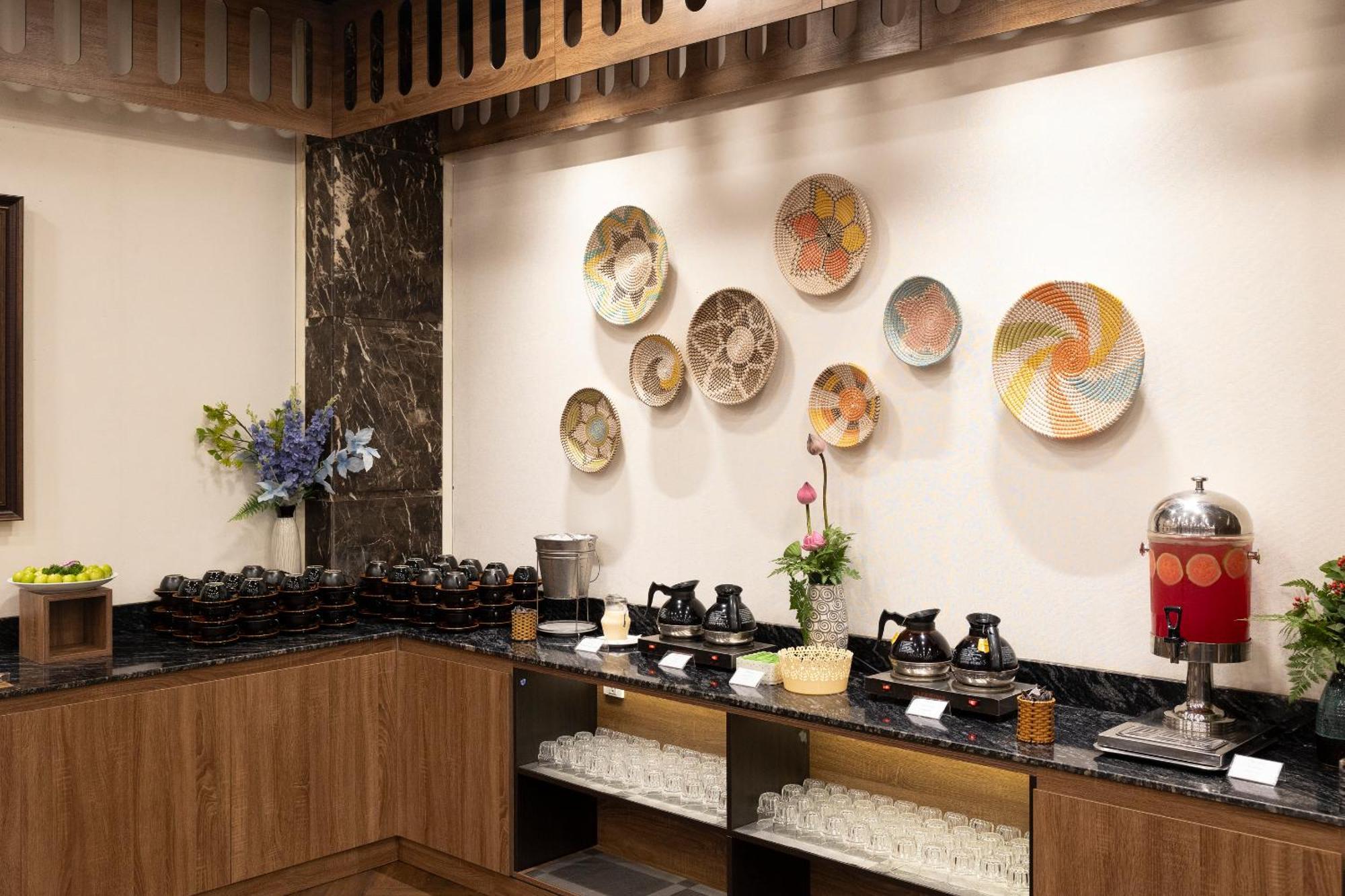 Viet Lotus Saigon Hotel Ho Chi Minh City Exterior photo