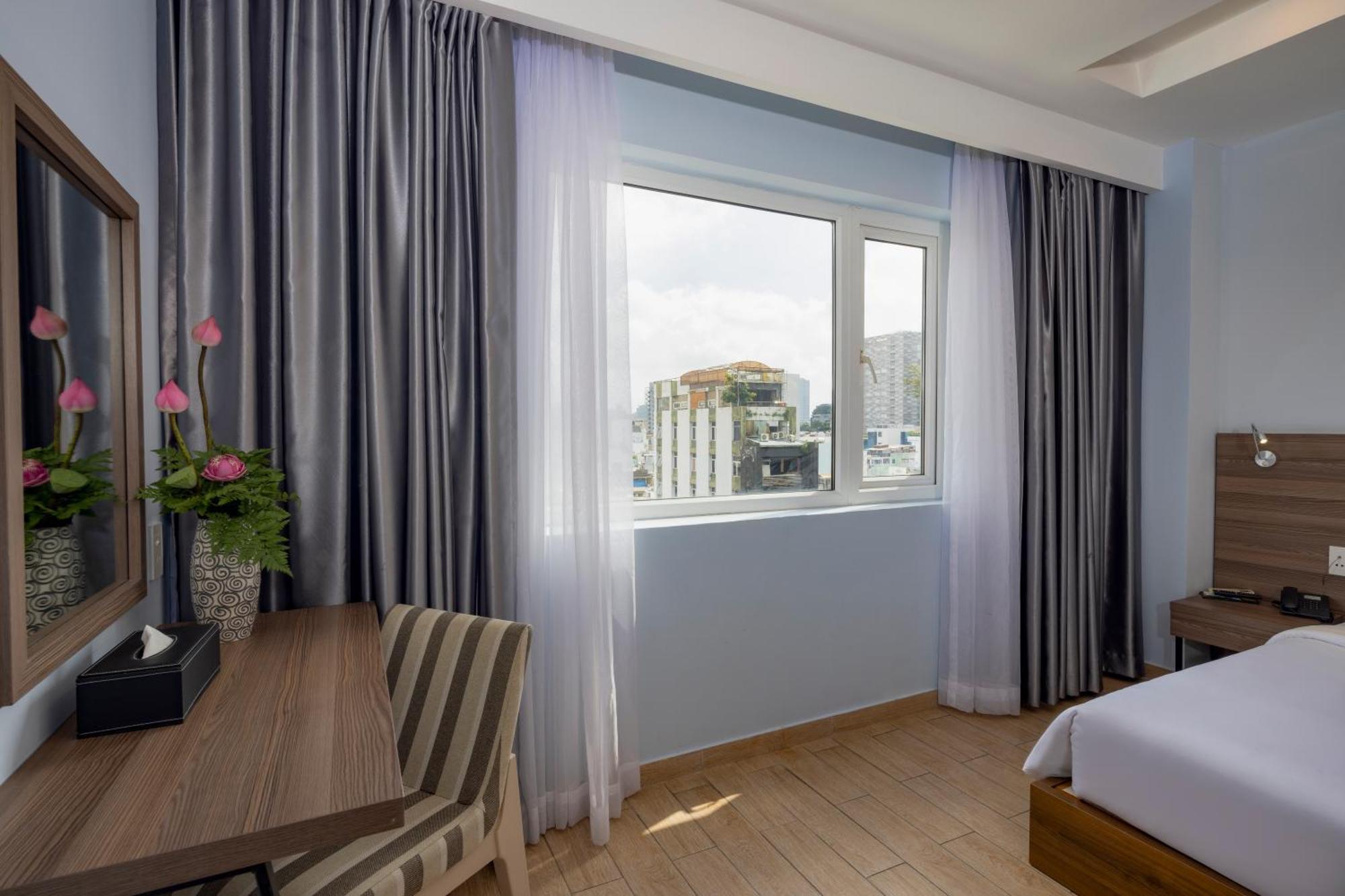 Viet Lotus Saigon Hotel Ho Chi Minh City Exterior photo