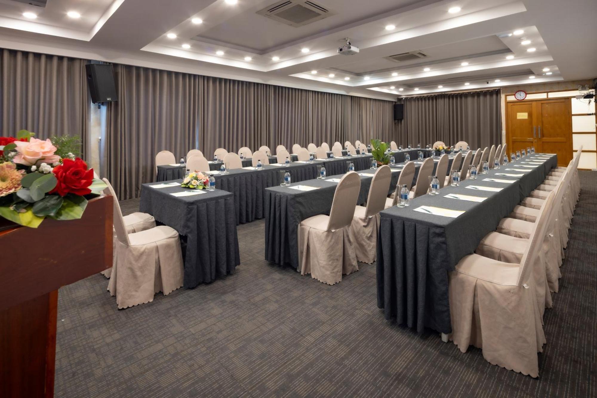 Viet Lotus Saigon Hotel Ho Chi Minh City Exterior photo
