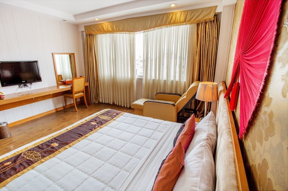 Viet Lotus Saigon Hotel Ho Chi Minh City Exterior photo